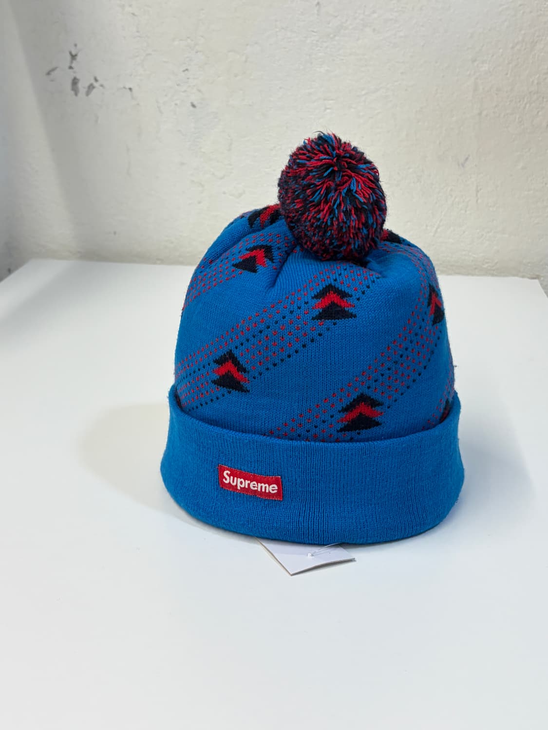 슈프림 폼폼 방울 비니 상품이미지2