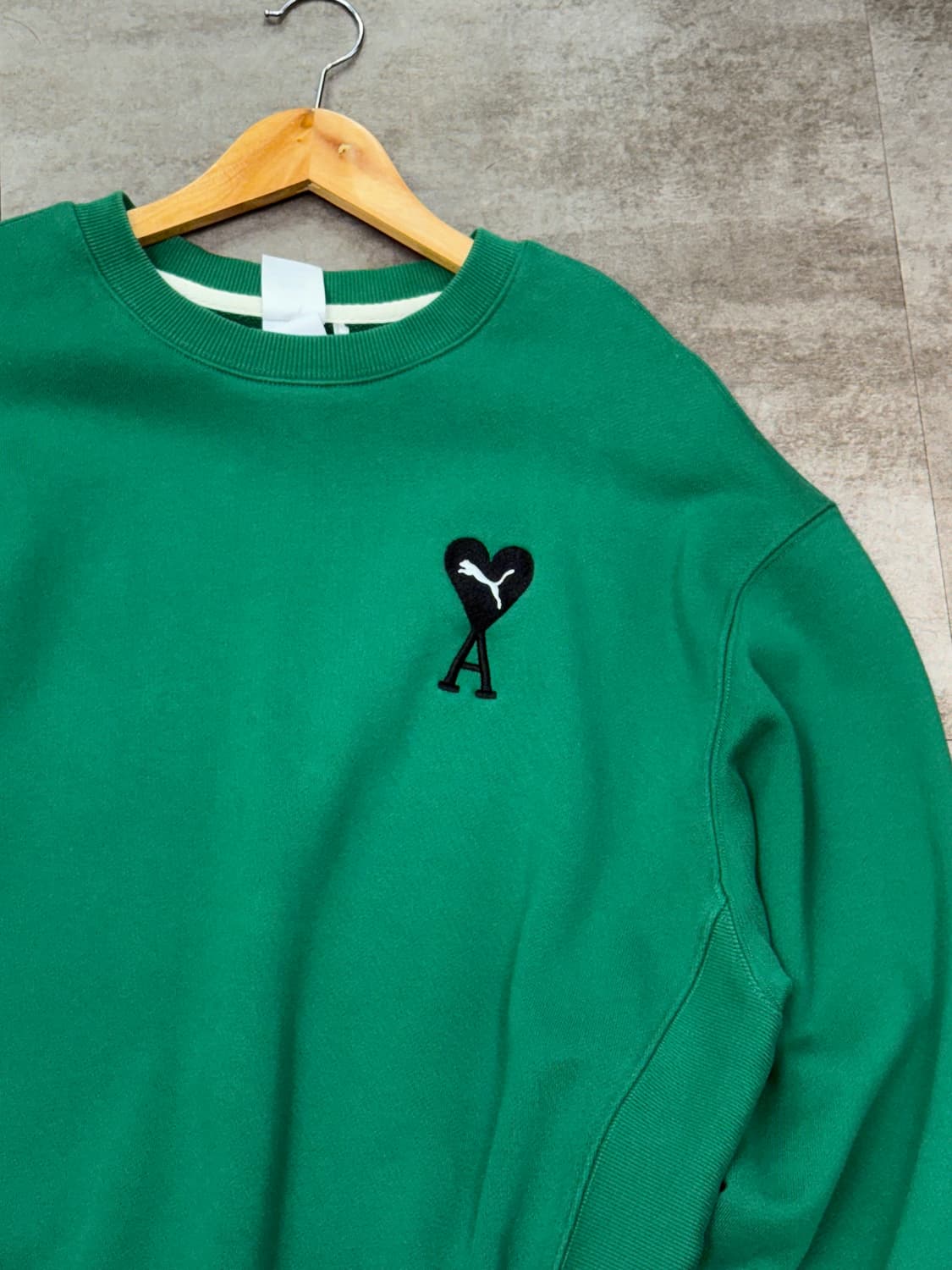 PUMA × AMI Heart Logo Green Sweatshirt 상품이미지2