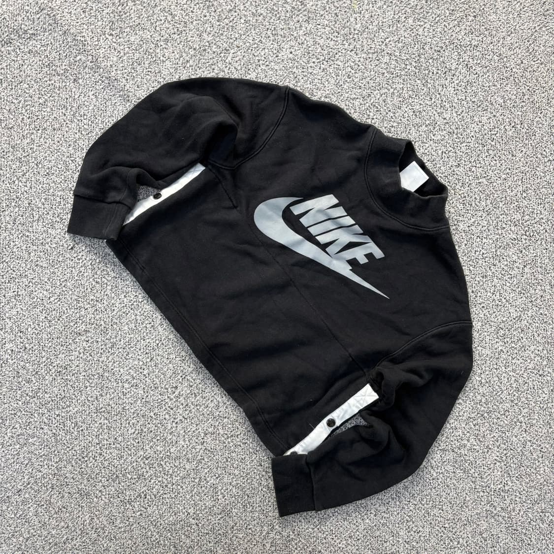 70 나이키 키즈 반목 긴팔티 0622J1 상품이미지1