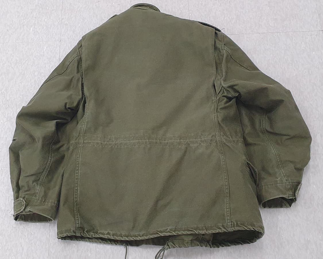 미군 오리지널 m65 필드자켓 미디움숏 '82년도 민트급 상품이미지5
