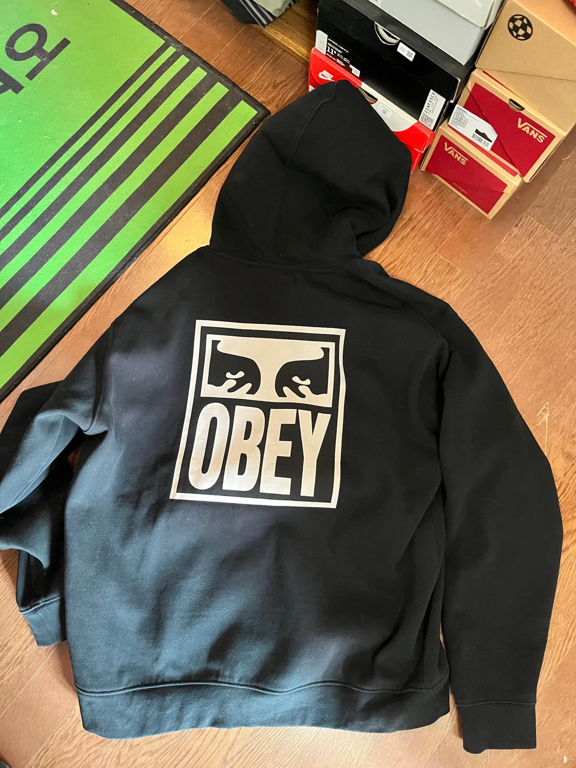 오베이 아이즈 후드티 상품이미지3