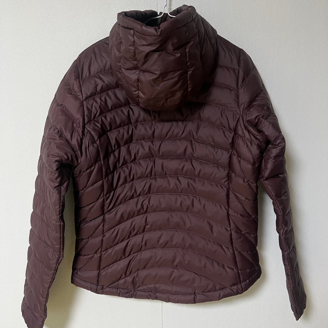 파타고니아 여성 후디 구스다운 경량 패딩 xs 상품이미지5