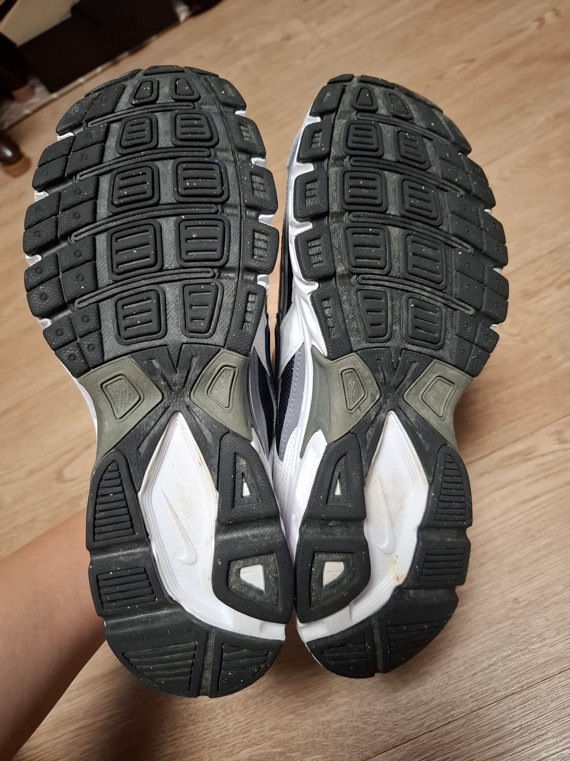 나이키 이니시에이터 270 상품이미지6