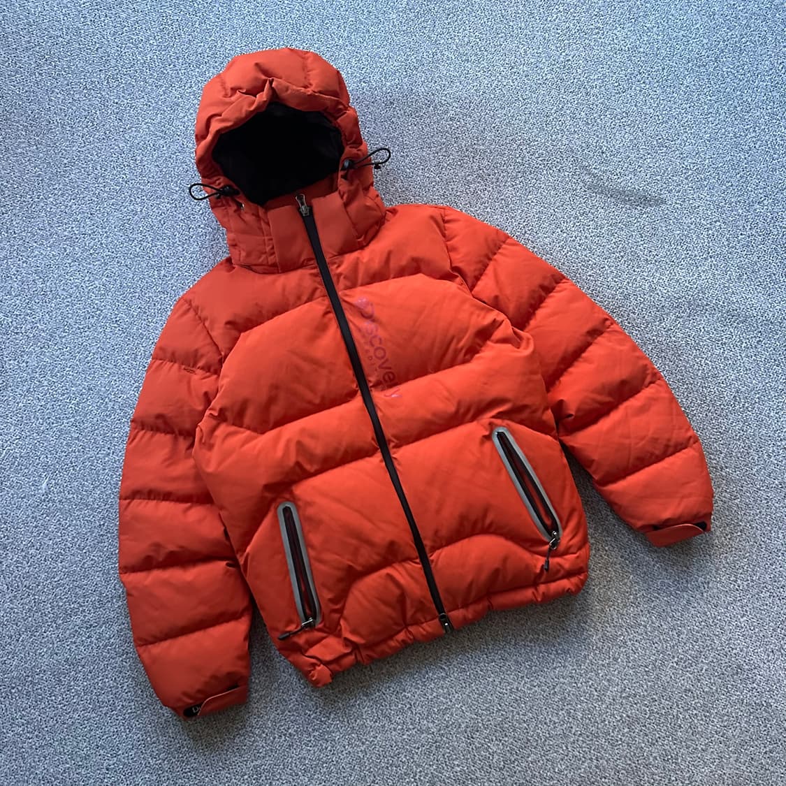 디스커버리 오렌지 패딩 상품이미지1