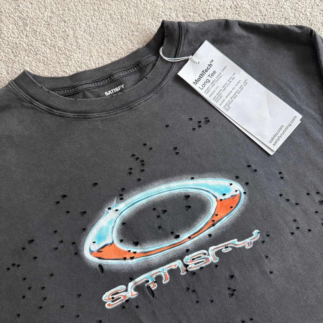 새티스파이 x 오클리 모스테크 롱 티셔츠 긴팔 상품이미지3