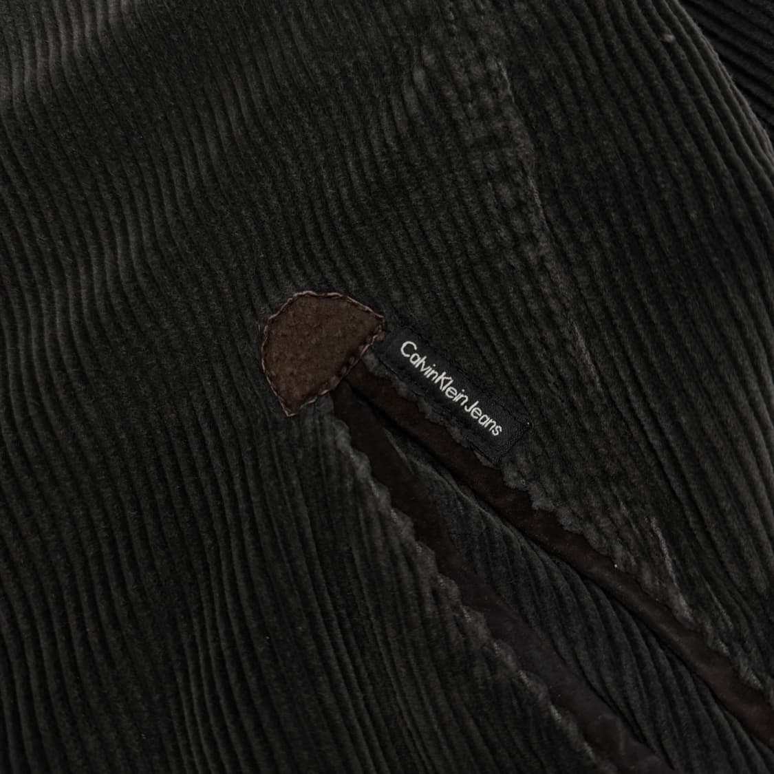 캘빈클라인 Y2K 퍼 코듀로이 무스탕 집업 자켓 상품이미지5