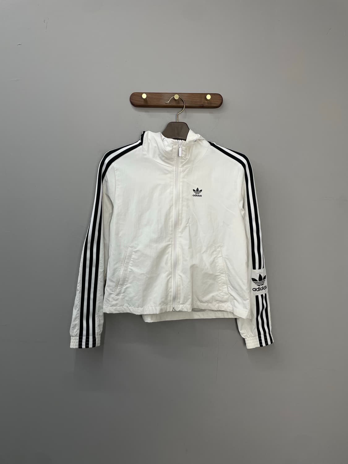 아디다스 오리지널스 트레포일로고 바람막이 자켓 H1334 상품이미지2