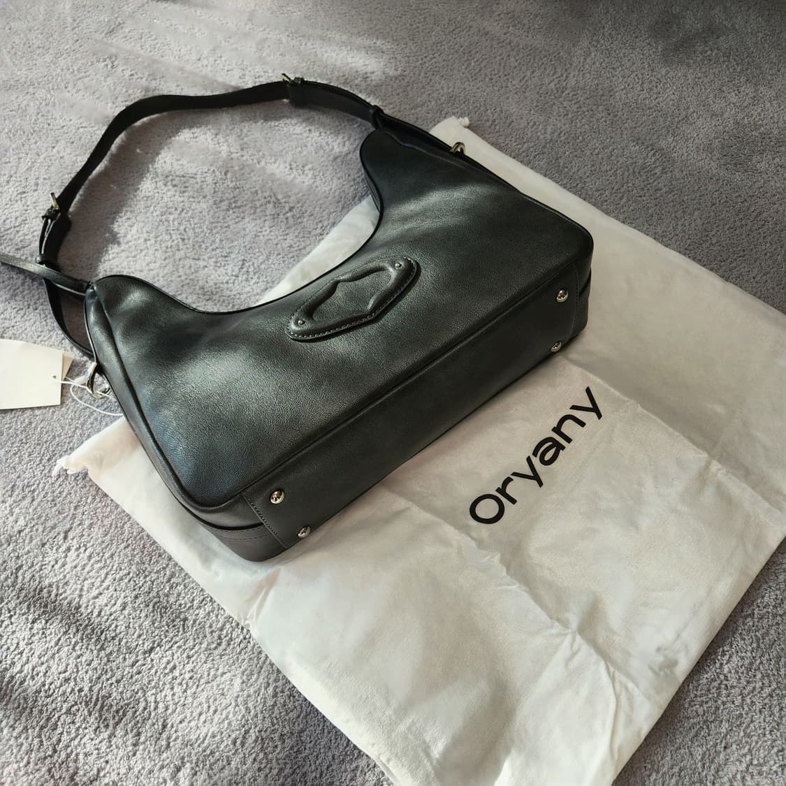 오야니 글램 숄더백 차콜 미사용 새제품 상품이미지2