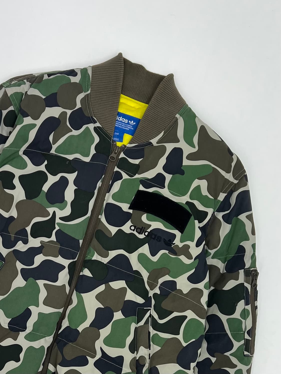 아디다스 카모플라쥬 패딩 상품이미지2