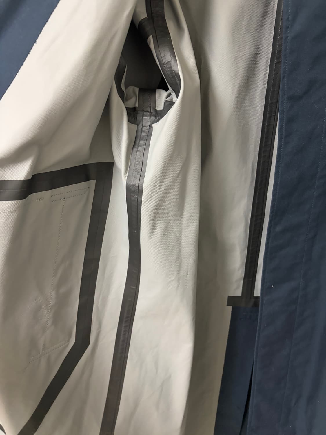 유니클로 맥코트 상품이미지3