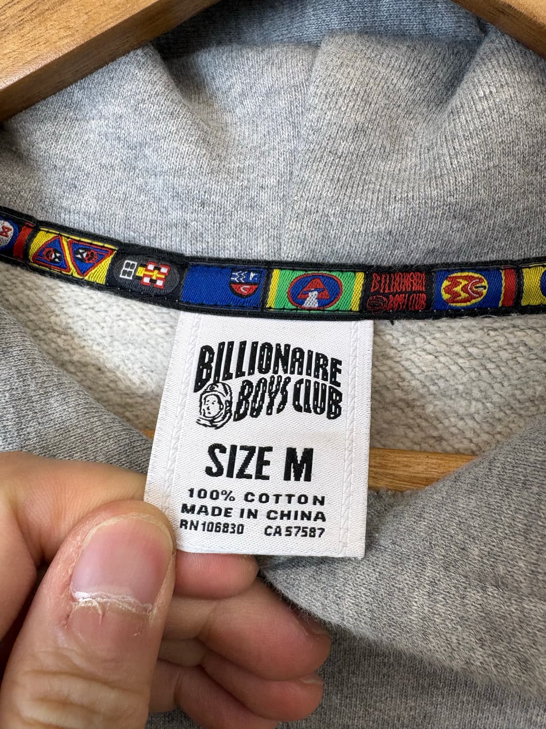 빌리네어보이즈클럽 그레이 후드티 상품이미지6