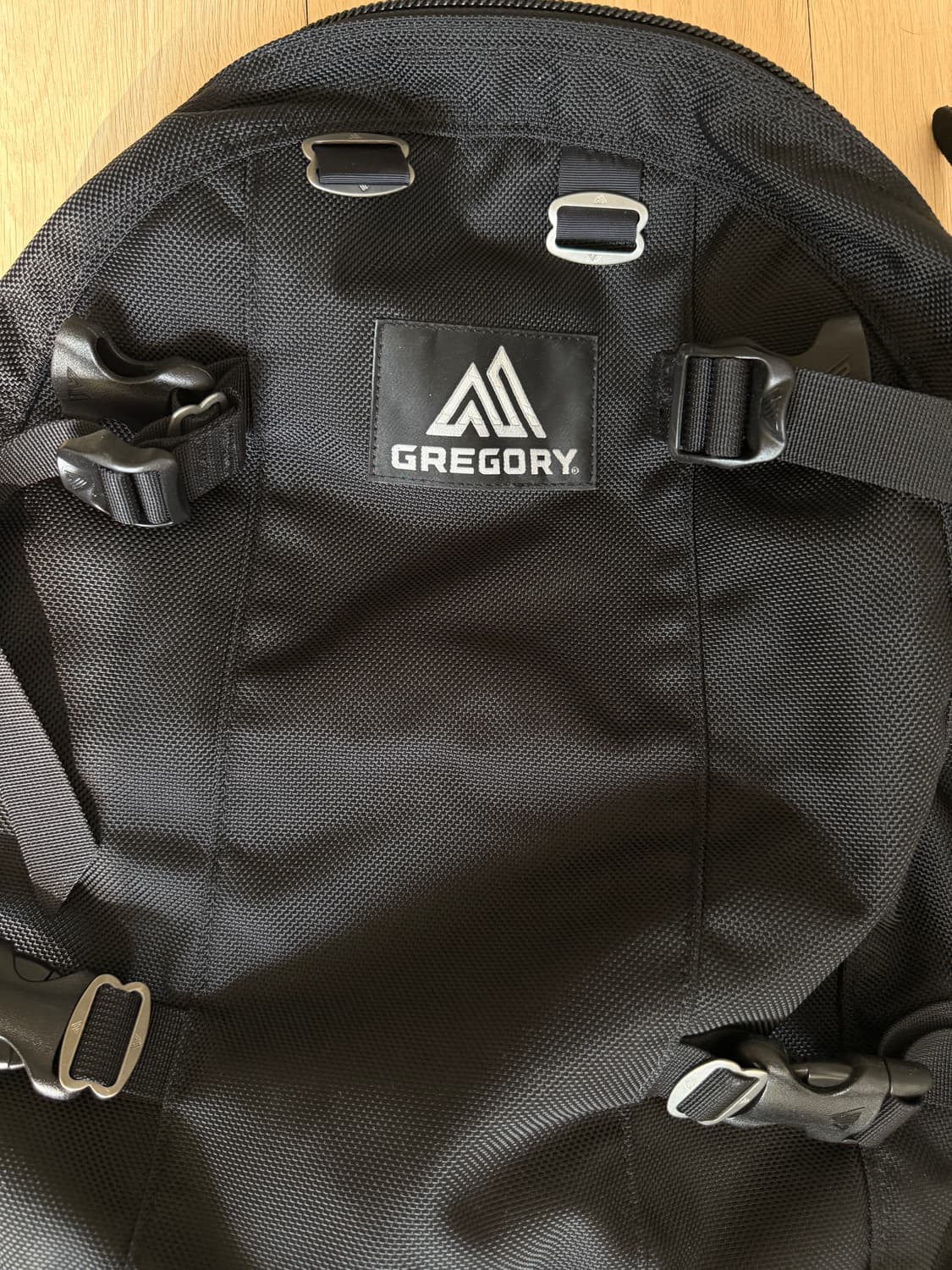 그레고리 데이앤하프 백팩 33L 상품이미지2