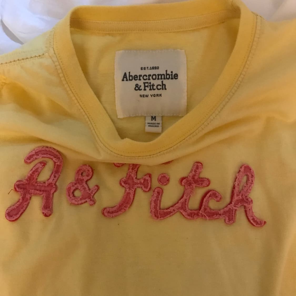 Abercrombie 아베크롬비 슬림핏 레몬 핑크 티 상품이미지4