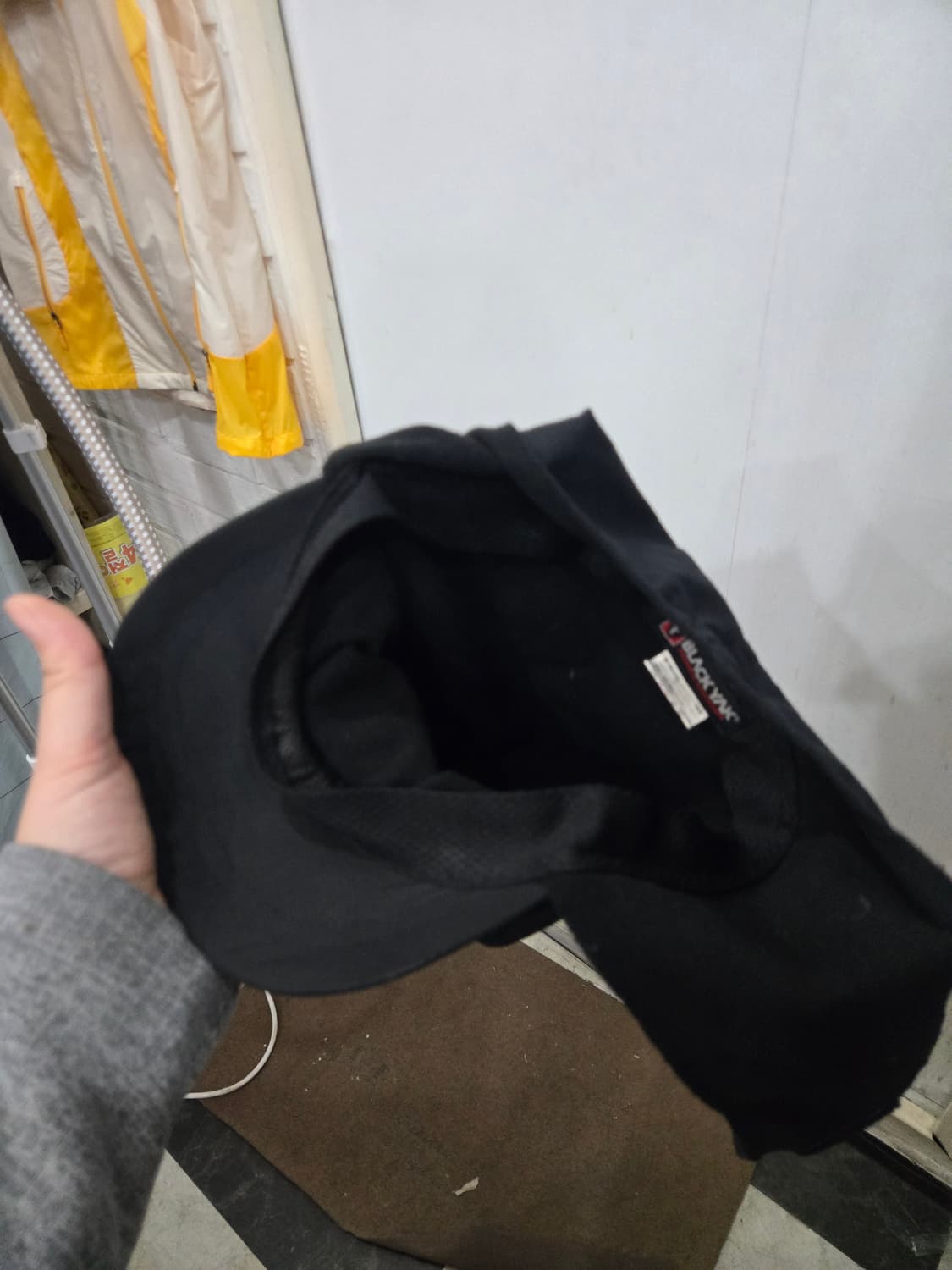 BLACK YAK 블랙야크 고어텍스 귀돌이 볼캡 모자! 상품이미지4