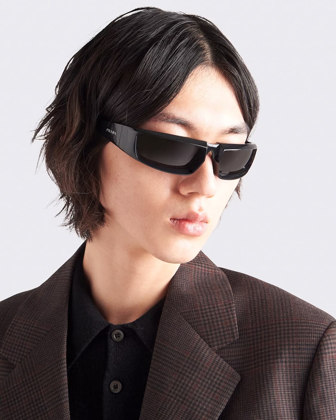 프라다 ss2022 런웨이 선글라스 Spr25y 블랙 상품이미지5