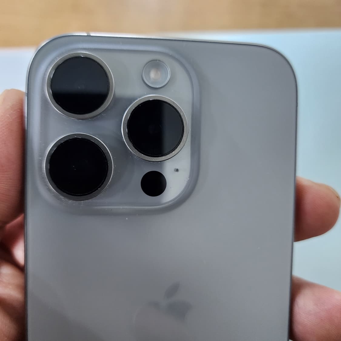 아이폰 15 프로 128GB 실버 상품이미지3