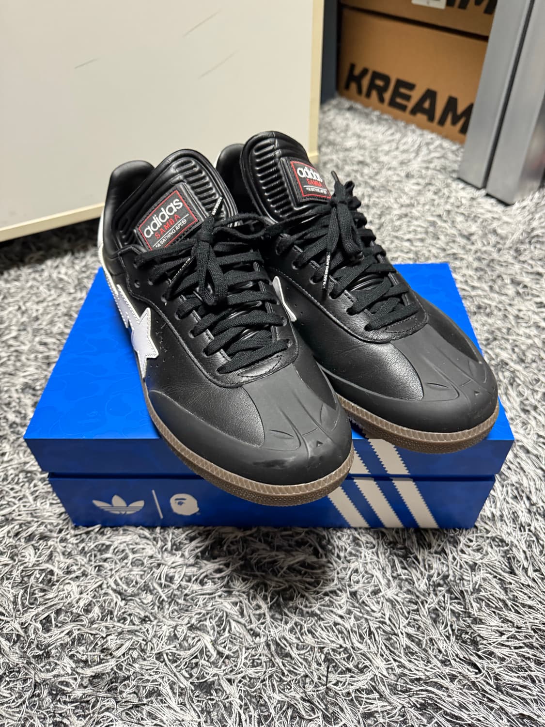 아디다스 삼바 x 베이프 블랙 상품이미지1