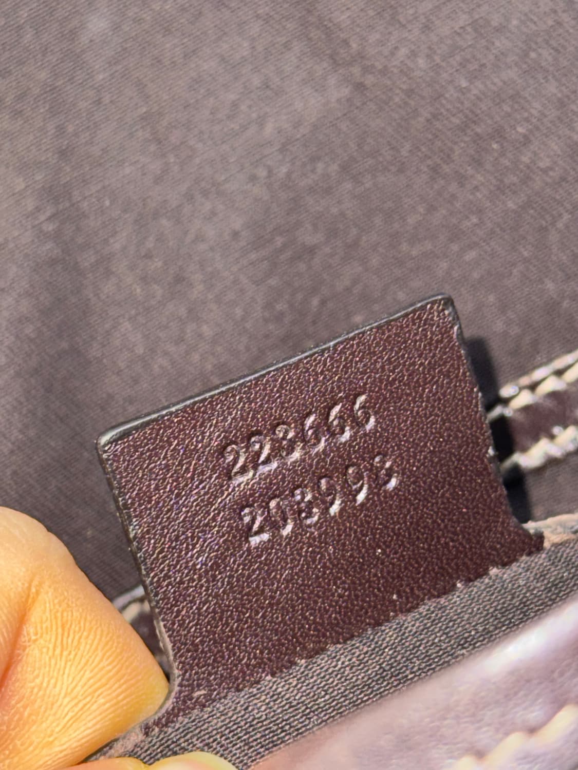 구찌 GG 수프림 메신져백 상품이미지8