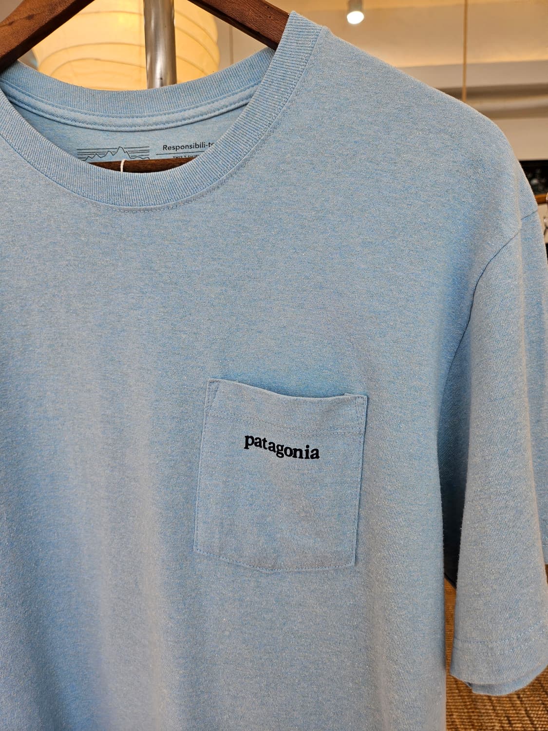 파타고니아 포켓 티셔츠 블루 상품이미지4