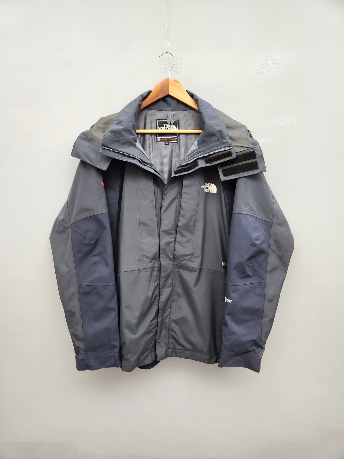 노스페이스 고어텍스 바람막이 자켓 그레이 상품이미지1