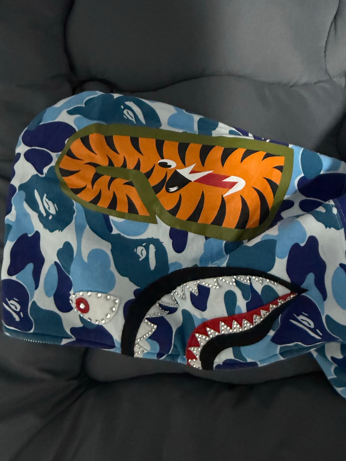 베이프 크리스탈 크롭 후드 집업 블루 상품이미지7