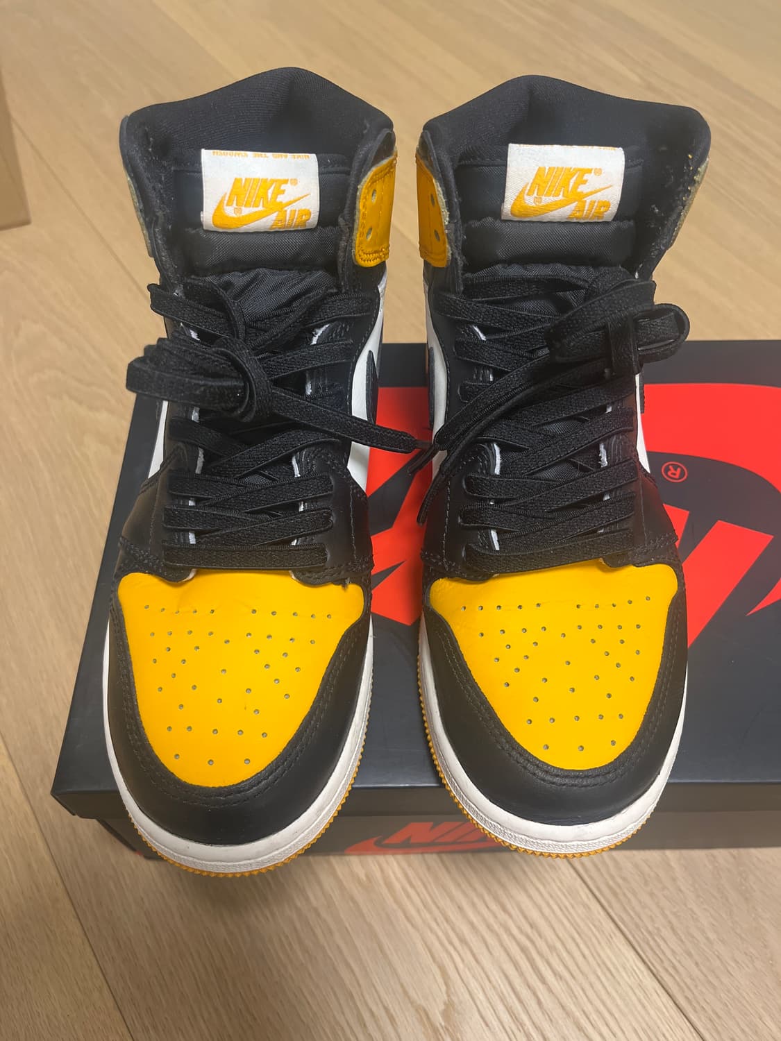 나이키 에어 조던 1 하이 OG  택시 240 상품이미지1