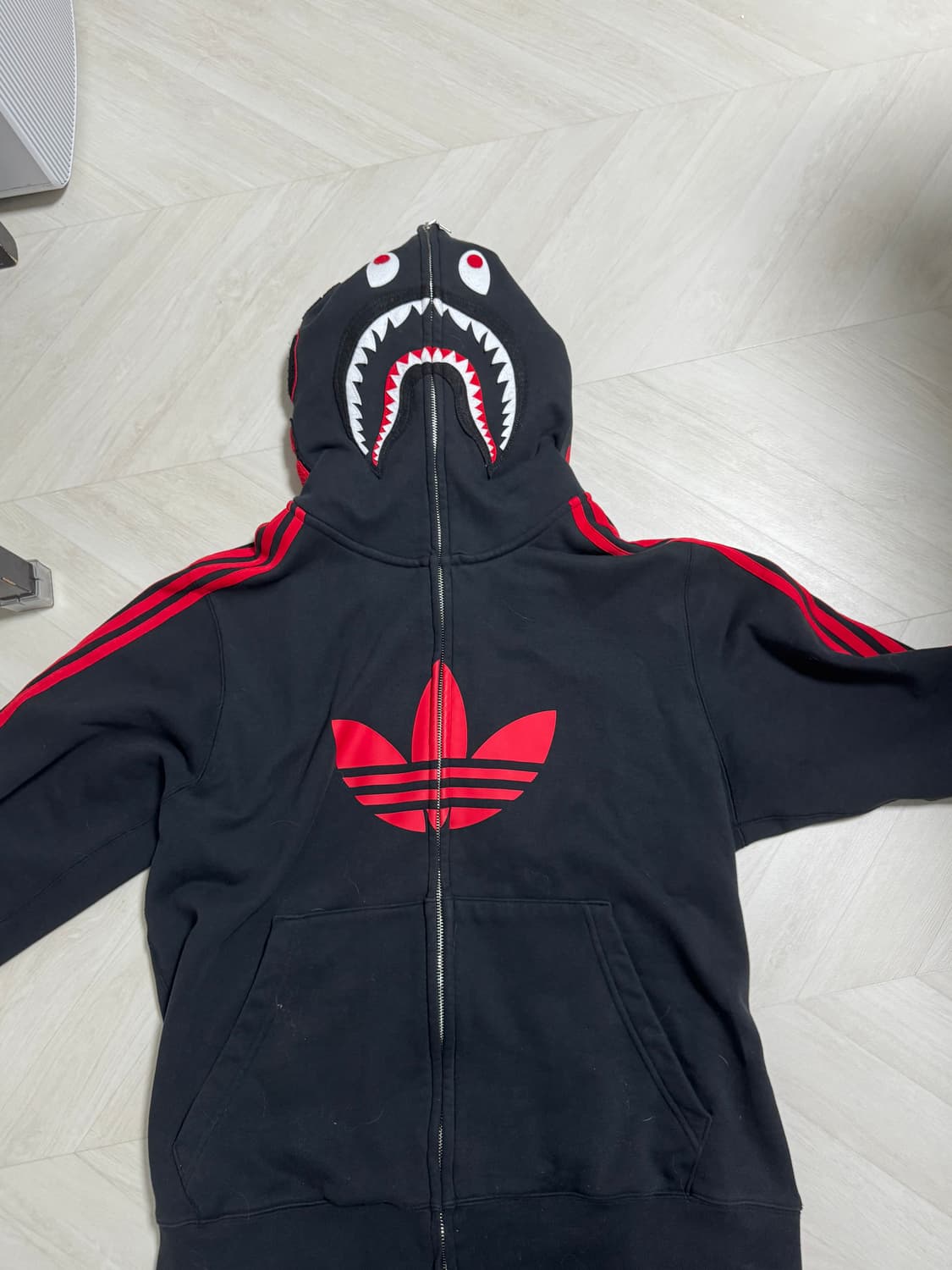 베이프 아디다스 콜로보 샤크후드 us사이즈 xl 상품이미지4