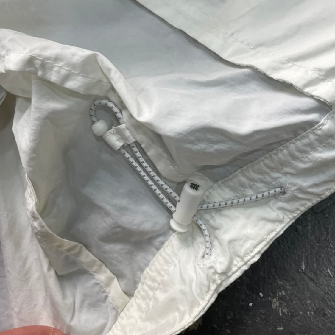 100 코오롱스포츠 경량 바람막이 상품이미지6