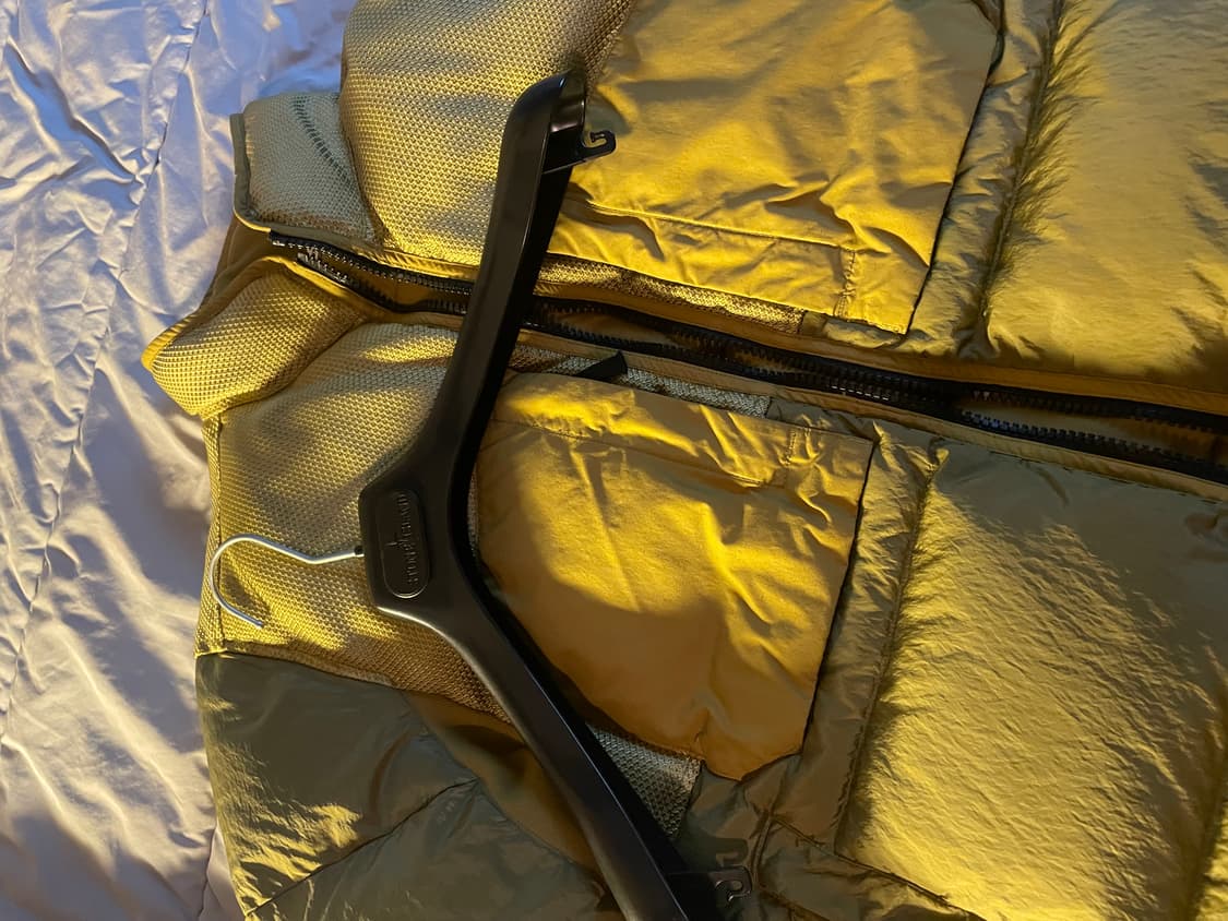 22fw 스톤아일랜드 패딩 판매 (M) 상품이미지6