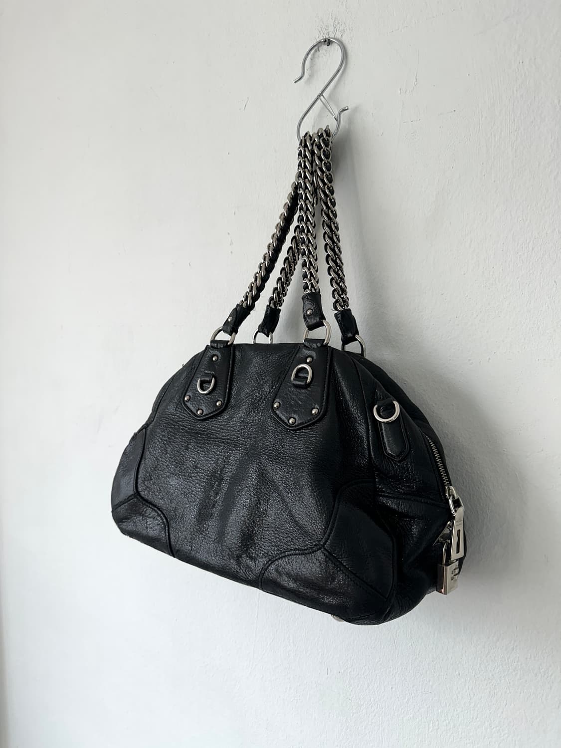 프라다 CERVO LUX 블랙 펄 레더 체인백 상품이미지5