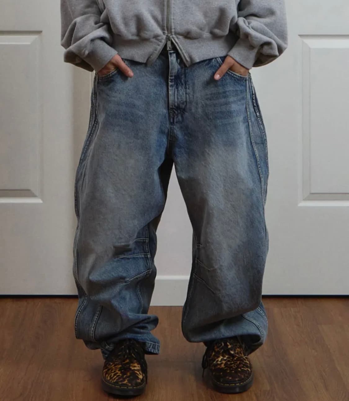 Technical Curved Denim Jeans 데님바지 상품이미지1