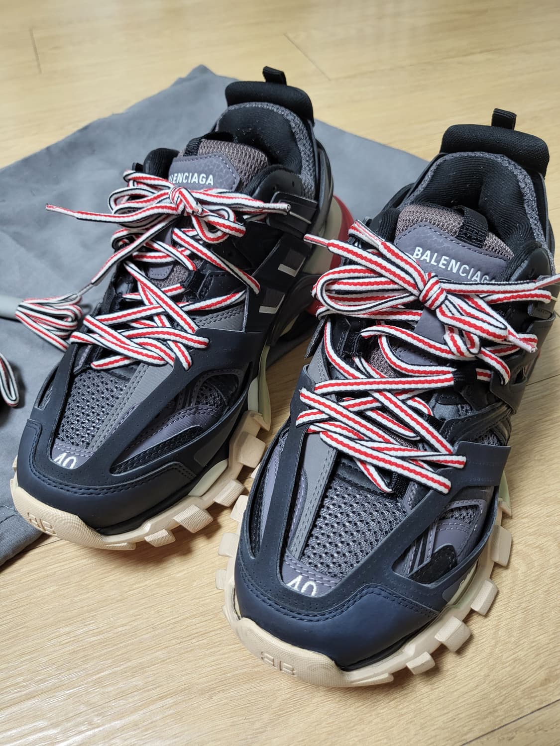 발렌시아가 트랙 40사이즈 민트급 상품이미지1