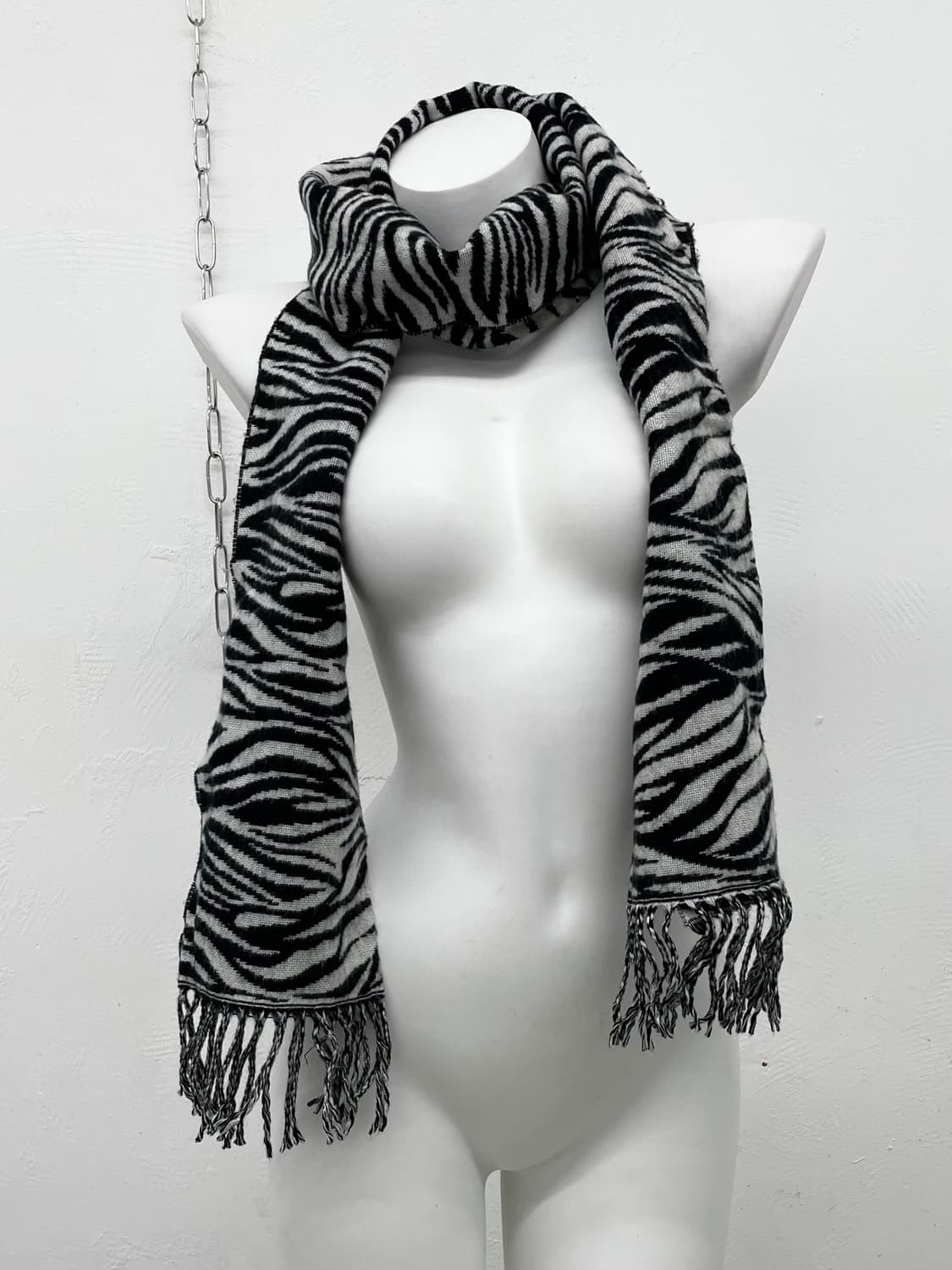 펑크 지브라 수술 머플러 상품이미지1