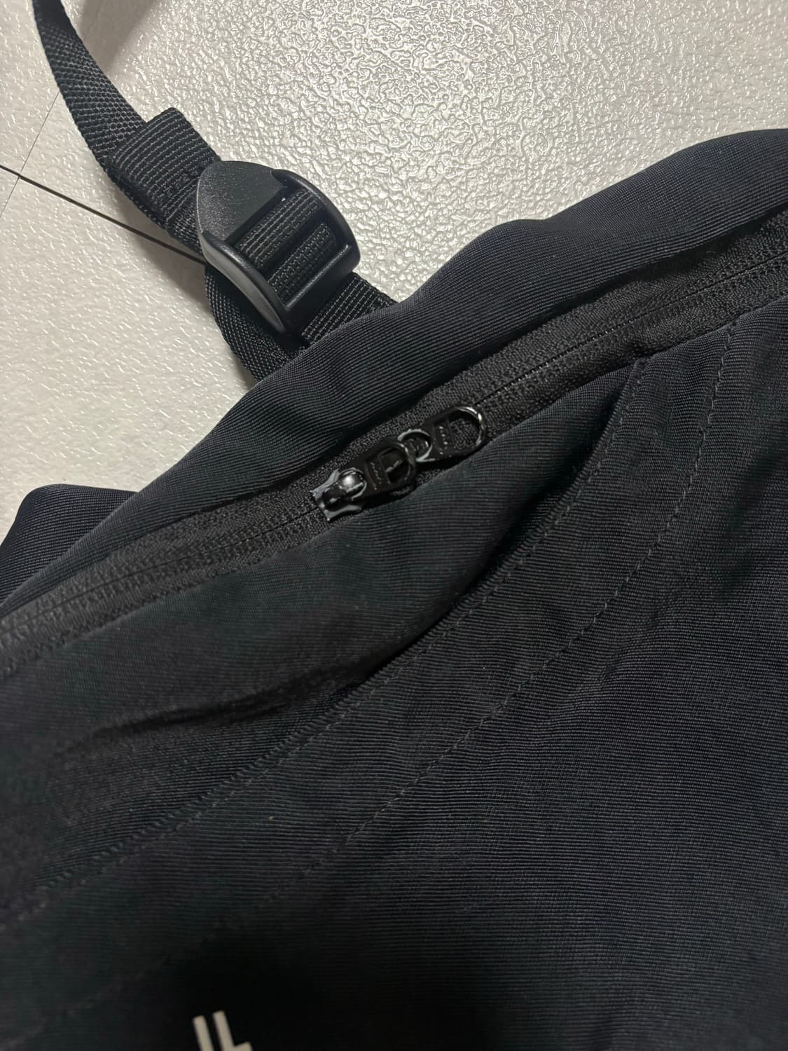 미스치프 롬버스 백팩 상품이미지4
