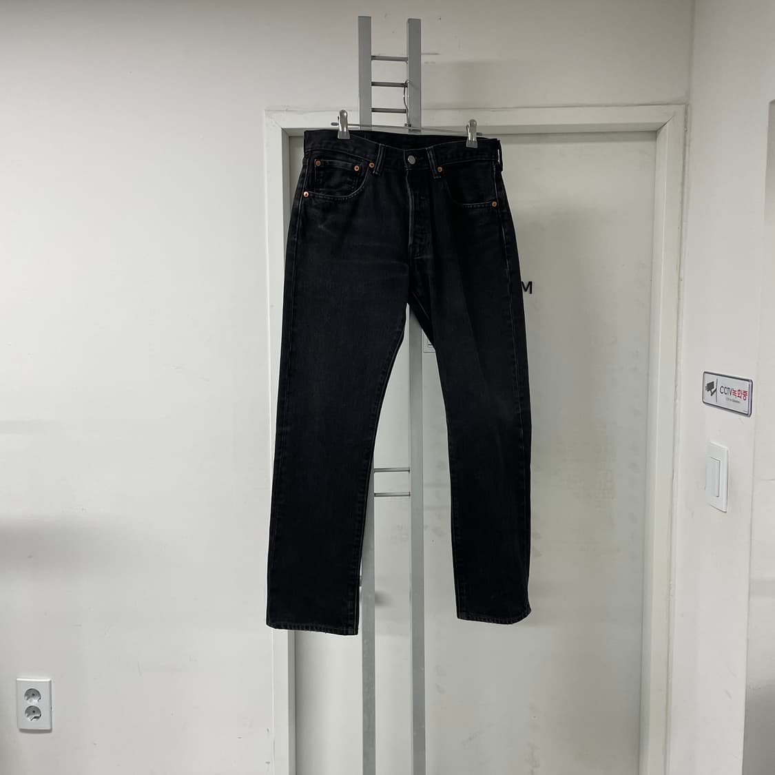 리바이스 501 흑청 데님 팬츠 W31 L30 상품이미지5