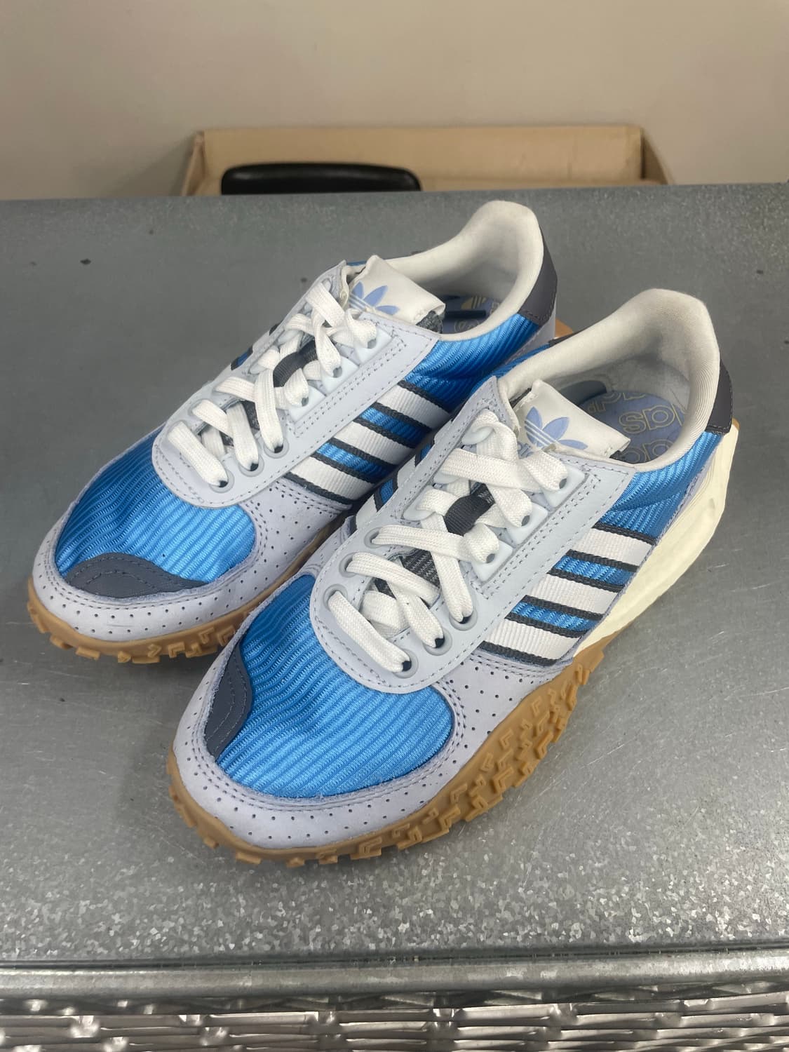 아디다스 레트로피 E5 부스트 225 상품이미지2