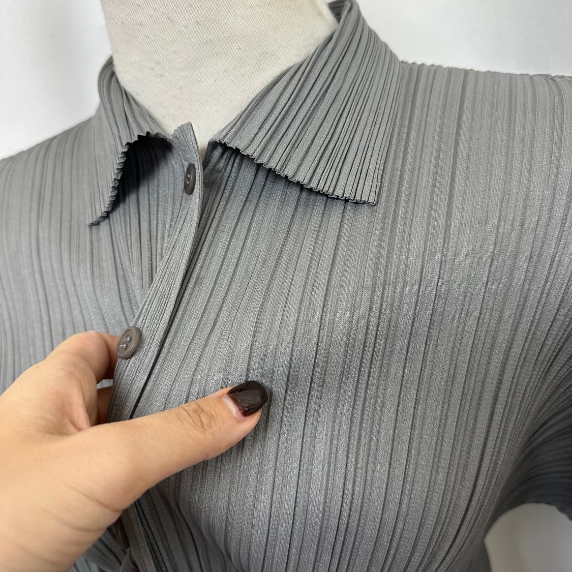 플리츠플리츠 여자 스판 주름 가디건 (44-55추천) EOI 상품이미지4