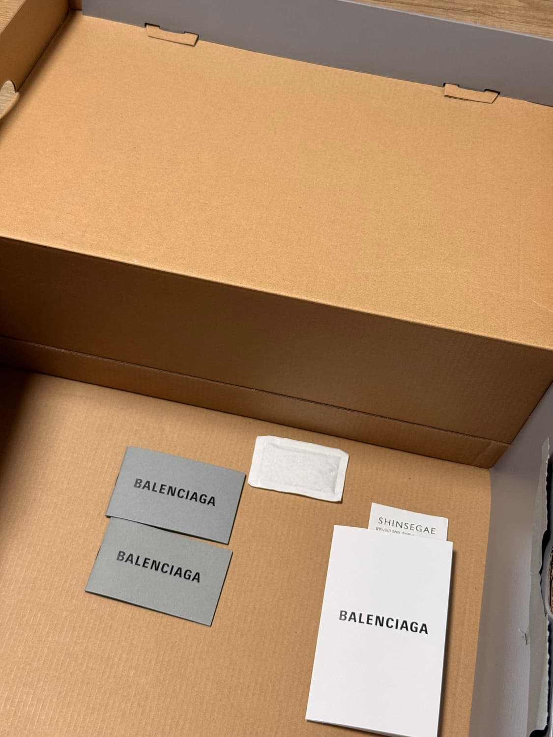 발렌시아가 3XL 에그쉘 43 상품이미지7