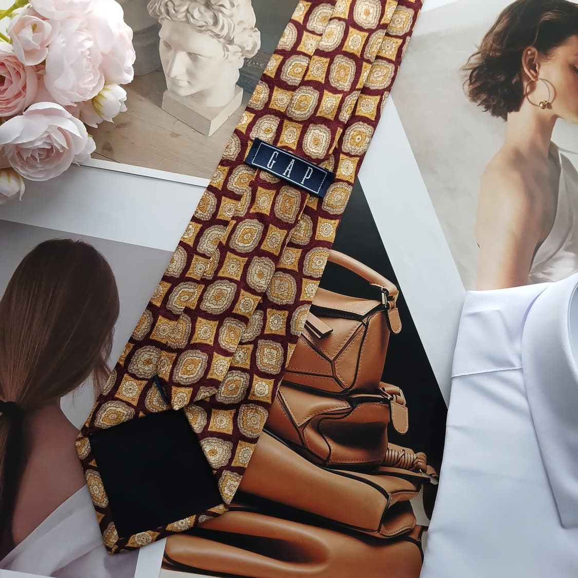 갭 실크 브라운 기하학 패턴 넥타이 9.1cm A+등급 A18549
 상품이미지3