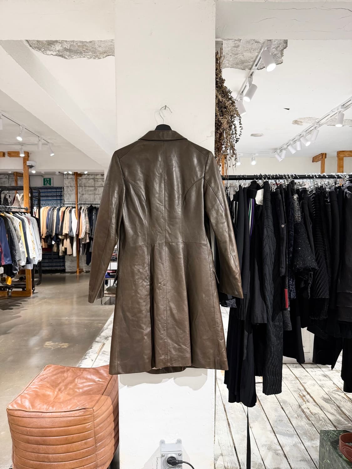 질샌더 브라운 레더 더블 롱 코트 상품이미지4