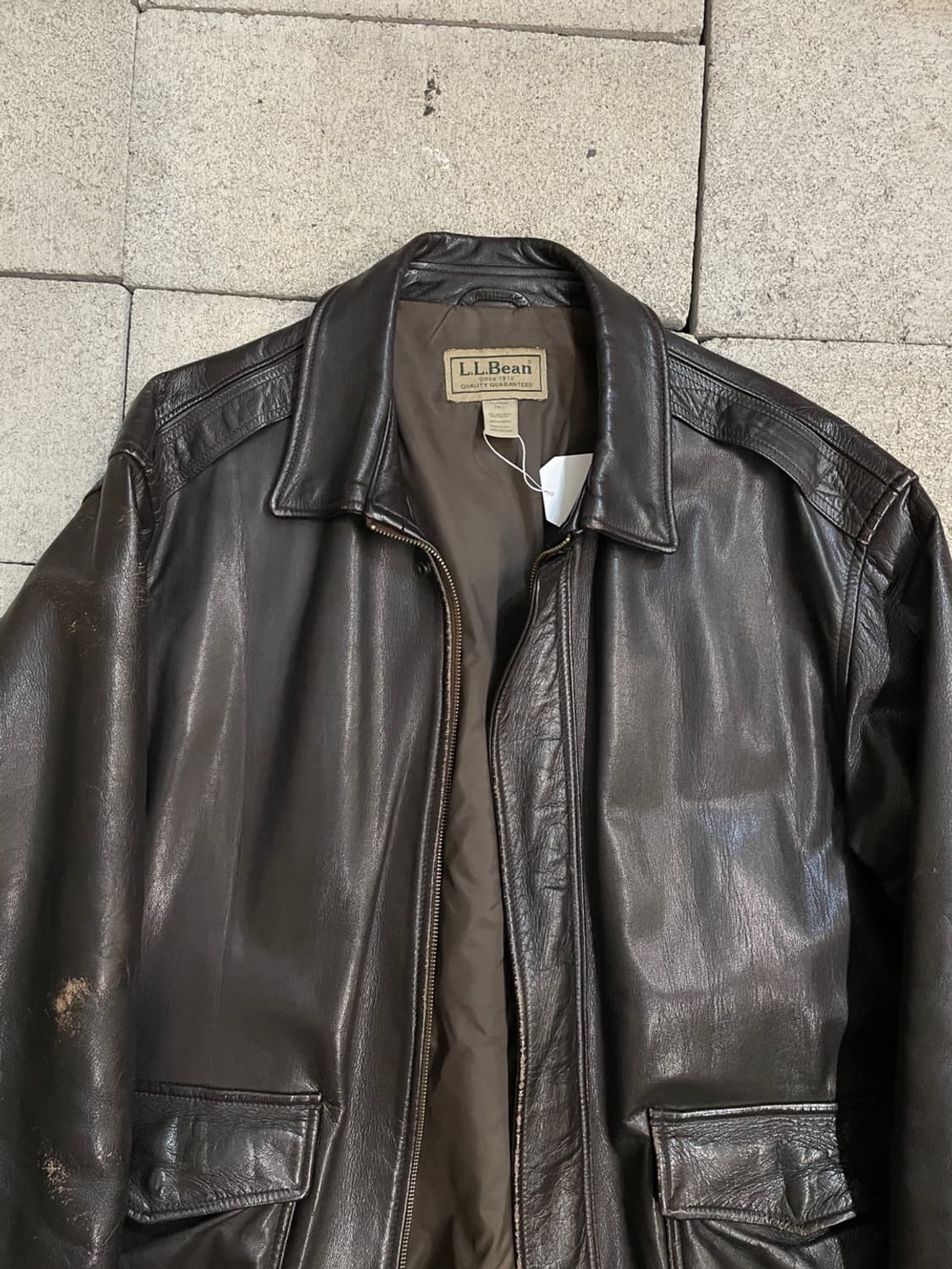 엘엘빈 A-2 염소 가죽 자켓  상품이미지2