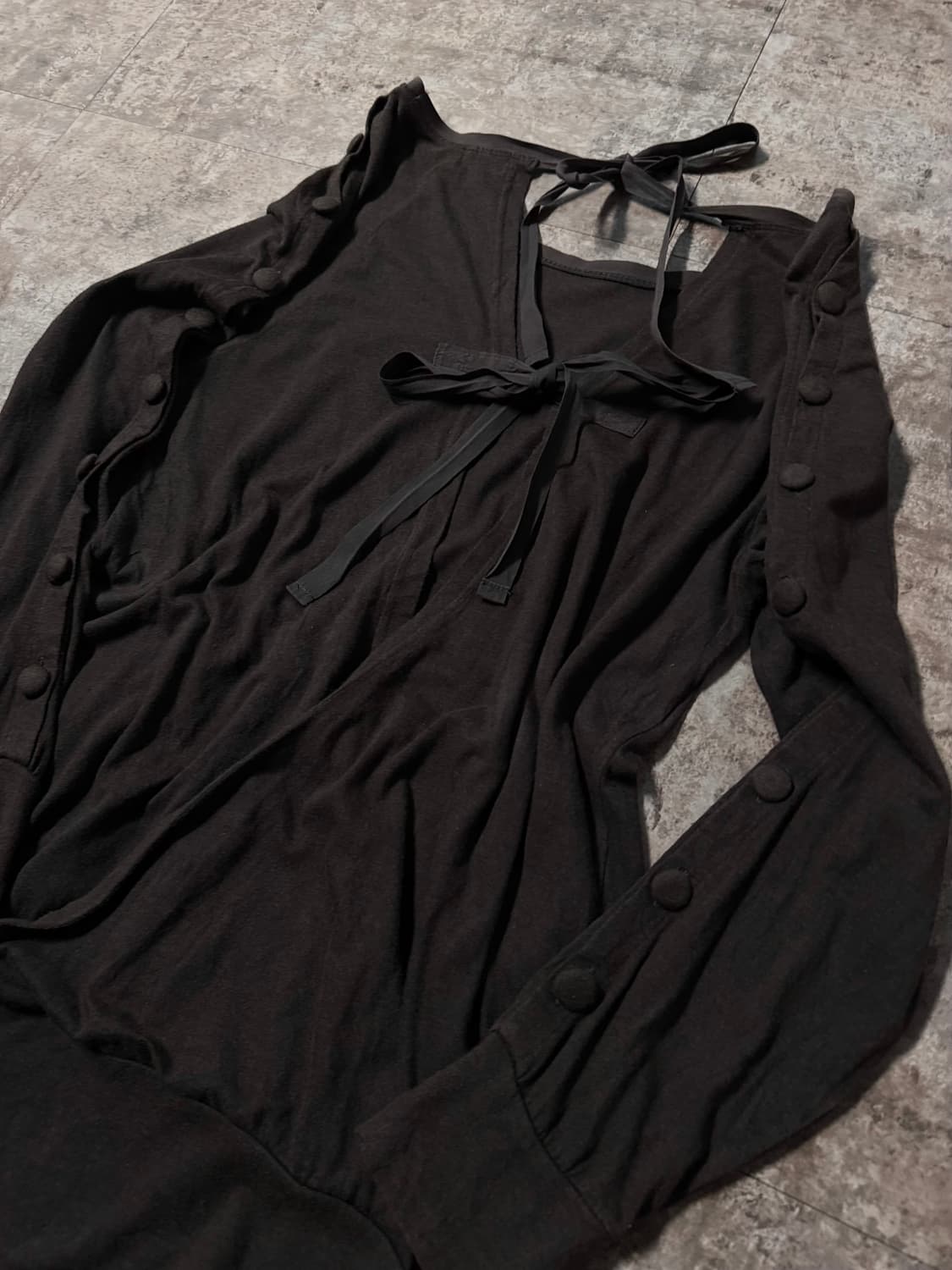 멀티 웨이 버튼 슬리브 사이드 셔링 탑(이너 세트 구매 가능) 상품이미지8