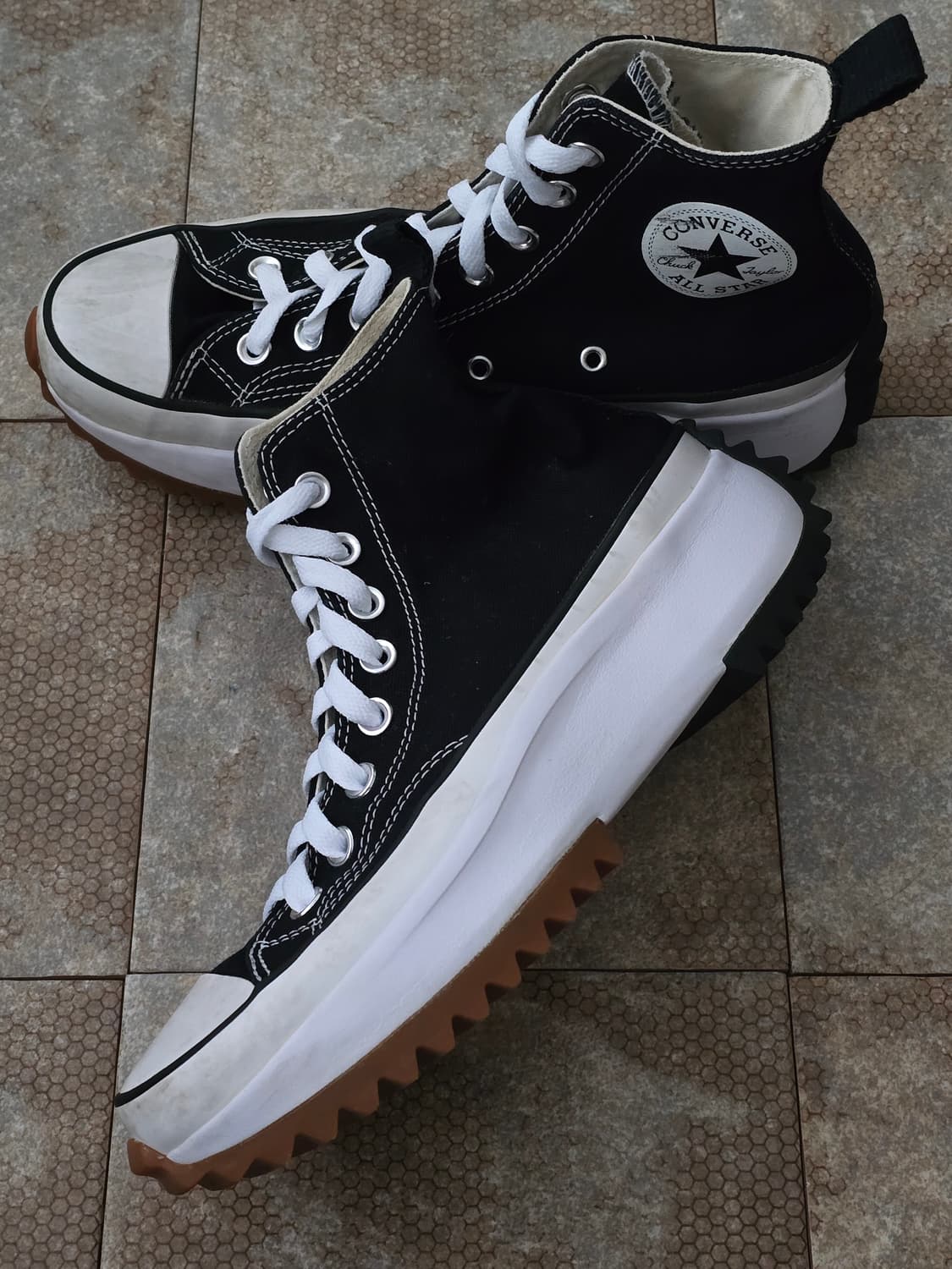 (250)컨버스 런스타 하이크 하이 검흰 상품이미지4