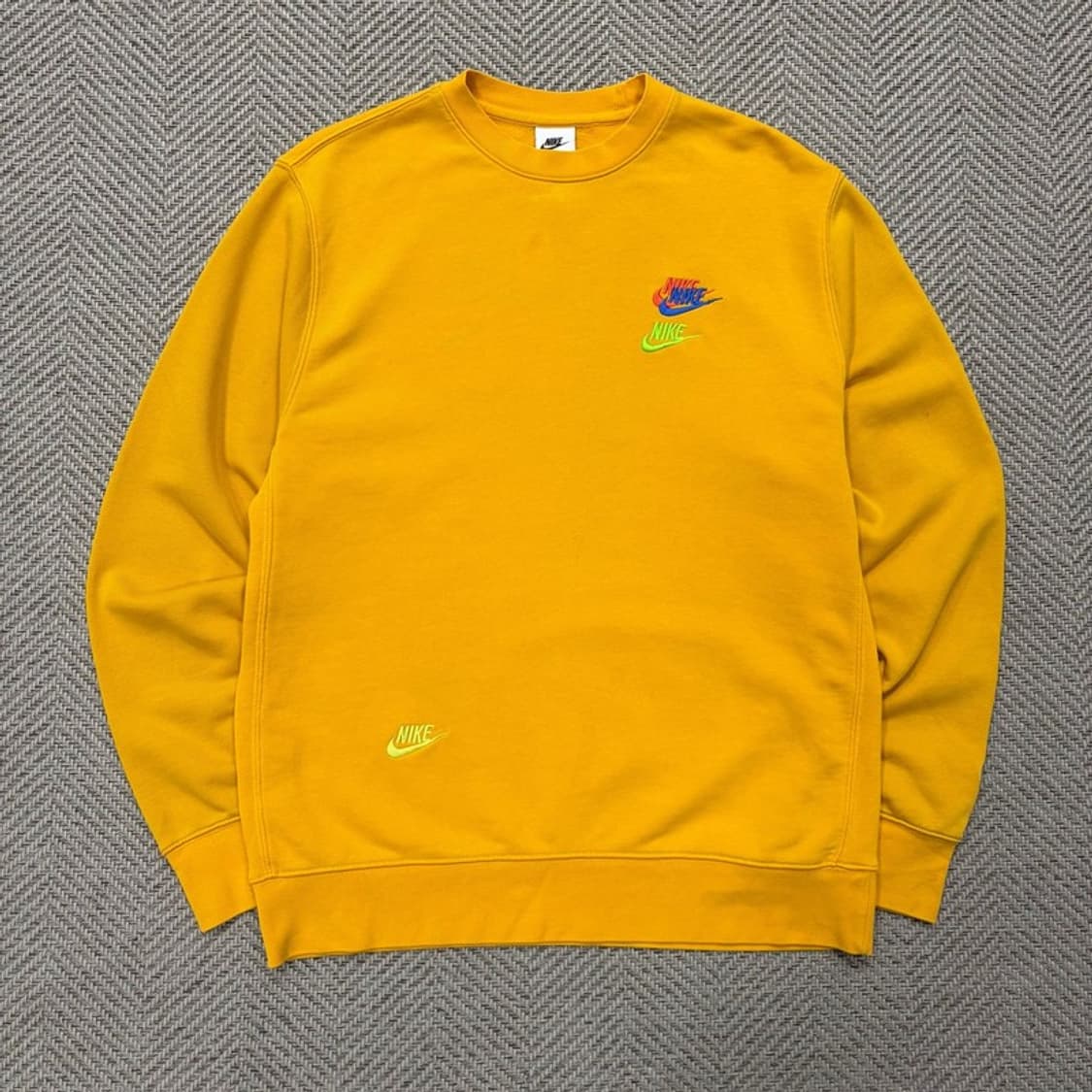 나이키 멀티스우시 맨투맨 v2054 상품이미지1