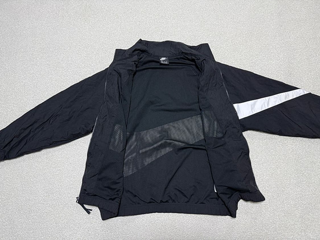 나이키 빅스우시 윈드러너 자켓 남성용 110사이즈 상품이미지2