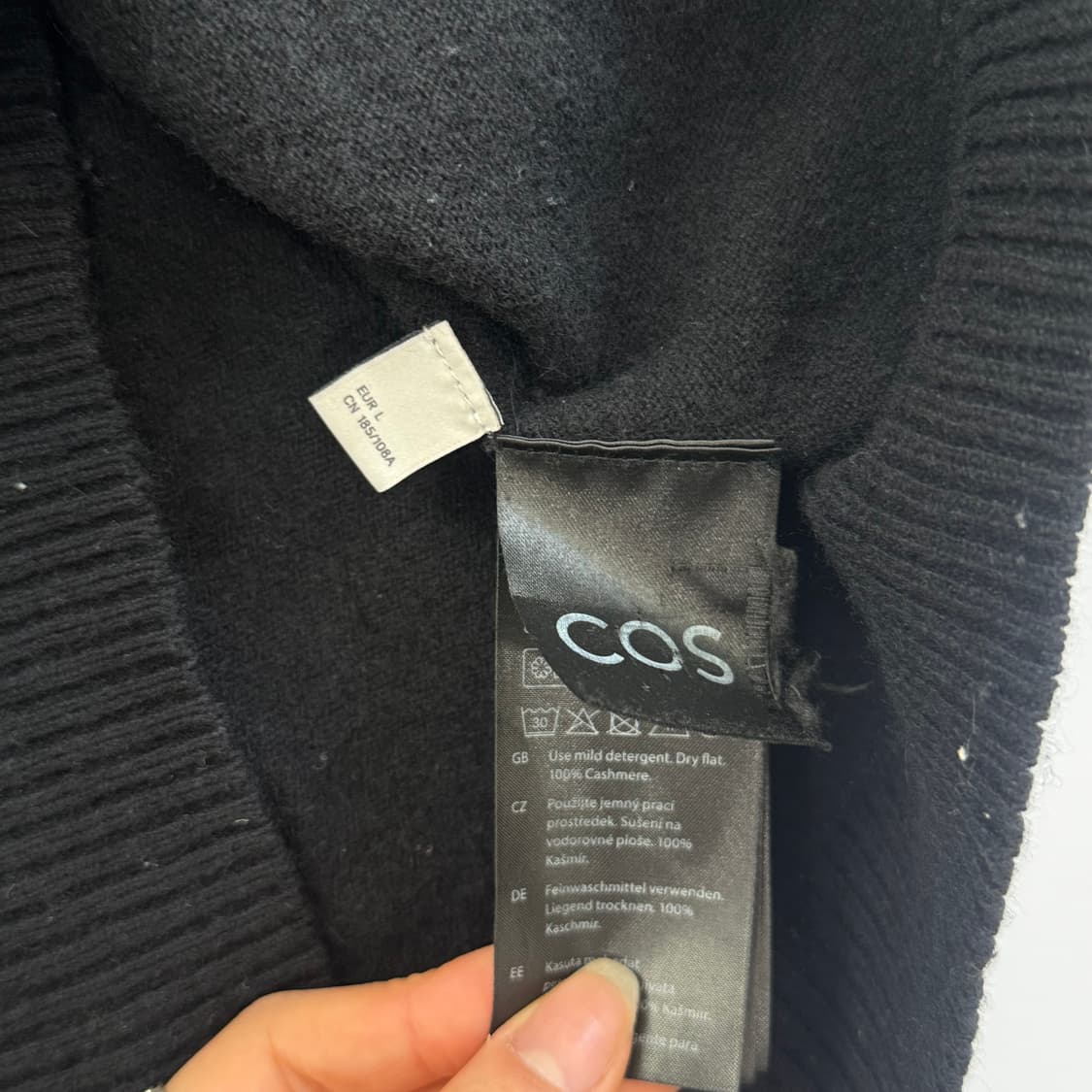 Cos 코스 캐시미어 블랙 니트  상품이미지6
