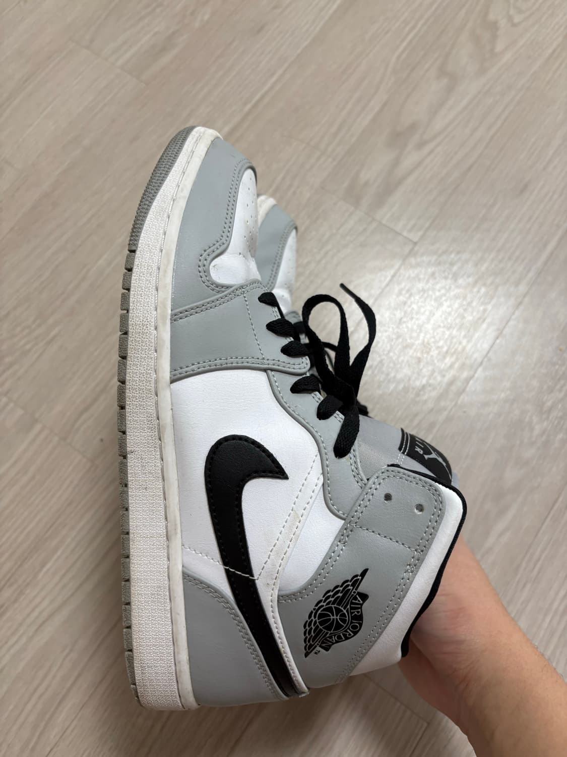 조던1 미드 라이트 그레이 285 상품이미지5