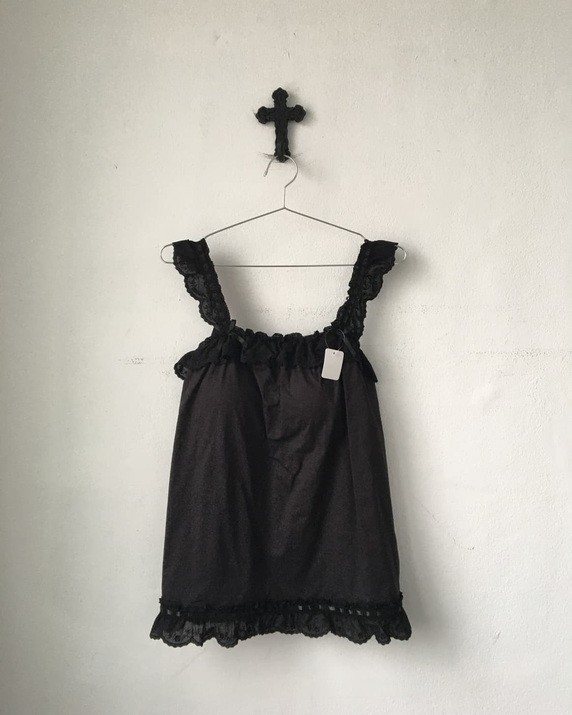 Ribbon frill point sleeveless 상품이미지1