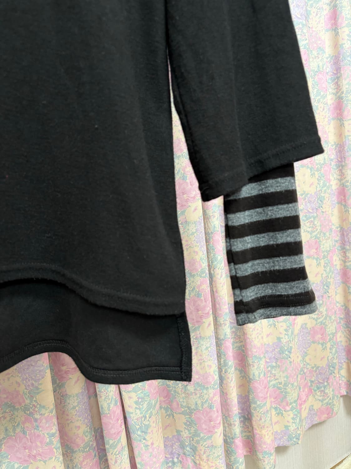 블랙 스트라이프 레이어드 티셔츠 상품이미지8