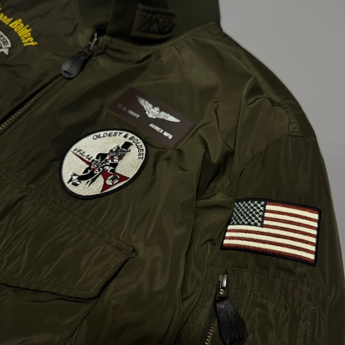 아비렉스(AVIREX) 올리브 나일론 양면 자수로고 패치 플라이트 자켓 상품이미지5
